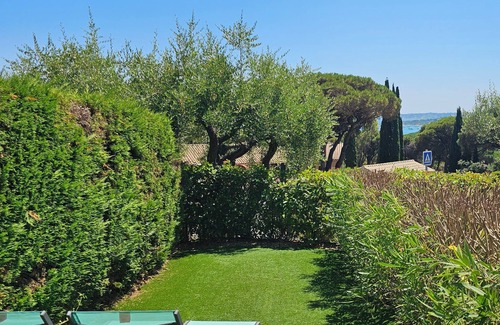 La Nartelle Apartment | Air-conditioned studio, terrace, garden, swimming pool, beach 300 metres Ste Maxime Var83