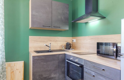 Serrieres Apartment | Air-conditioned Safari apartment with Rhône view 2/4pers
