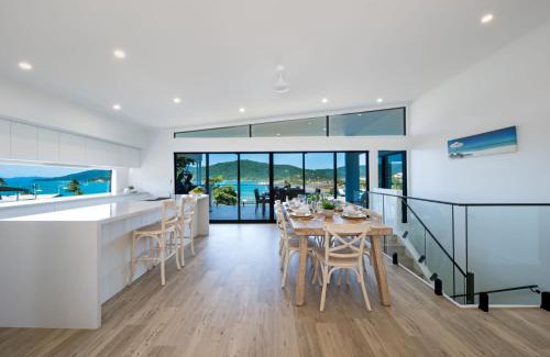 Airlie Beach House | Airlie Bay View