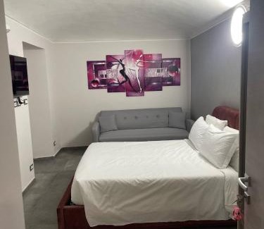 San Maurizio Canavese House | airport apartments camera orchidea