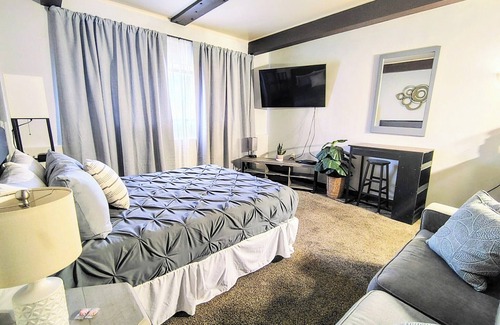 Great Falls Hotel | Aisling Suites-The Midtown