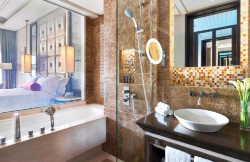 Muscat Resort | Al Bustan Palace, a Ritz-Carlton Hotel