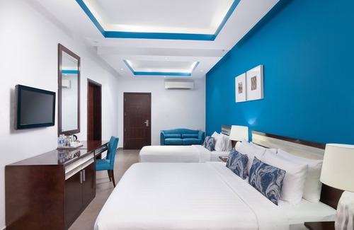 Seeb Hotel | Al Hail Waves Hotel Managed By Centara