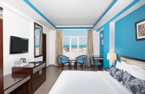 Seeb Hotel | Al Hail Waves Hotel Managed By Centara