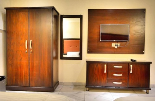 Karachi Cabin | Al-Jazeera Lodges