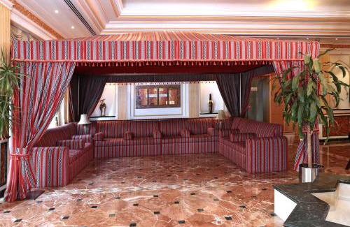 Al Ghubrah Ash Shamaliyyah Hotel | Al Maha Int Hotel Oman