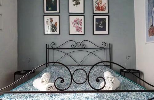 Piombino Apartment | Al mare da Alfred and Cate - Ampio appartamento a due passi dal Centro Storico e dalla Stazione con AC