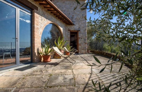 Santa Lucia House | Al Pozzo by Interhome