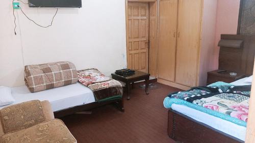 Dhirkot Hotel | Al Sadiq Guest House