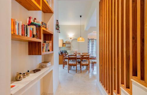 Bhimtal Villa | Alaya Stays 4 BHK With Garden & Lake View - Irayna