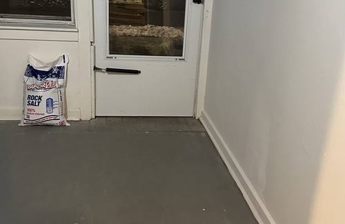 Buckingham Lake - Crestwood Apartment | Albany Home