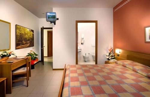 Darfo Boario Terme Hotel | Albergo Il Castellino