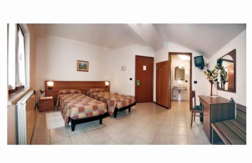 Darfo Boario Terme Hotel | Albergo Il Castellino