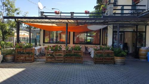 Tremezzina Hotel | Albergo Ristorante Lavedo