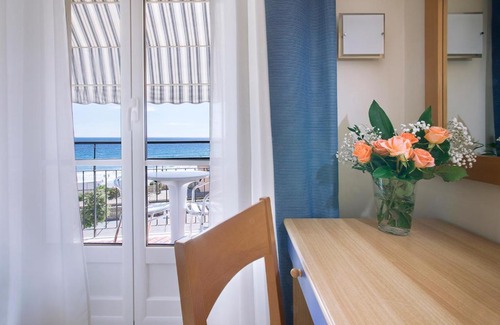 Laigueglia Hotel | Albergo Teresa