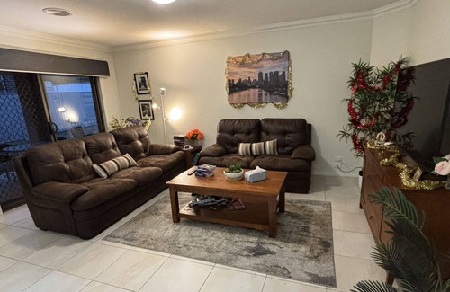 Glenroy House | Albury Family Friendly Home