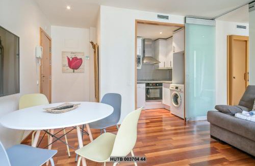 Les Corts Apartment | Alcam Anglesola