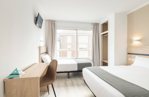 Ordes Hotel | Alda Camiño Inglés