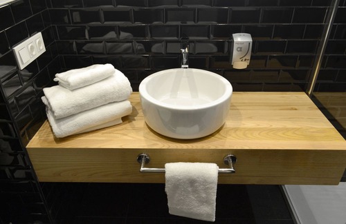 La Coruna Hotel | Alda Galería Coruña