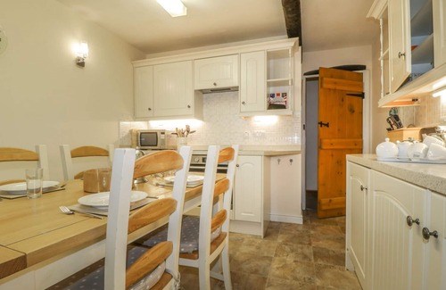 Ireby Cottage | ALE COTTAGE, pet friendly, character holiday cottage in Ireby