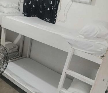 Catangnan House | Alegreya Homestay + Cafe