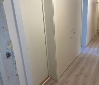 Alesund Apartment | Ålesund room with shared shower