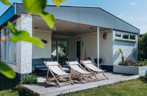 Ouddorp House | Alexanderpark 13 - Ouddorp Vieux village NOT INTENDED FOR COMPANY OR WORK-RELATED STAYS