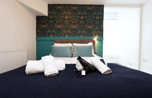 Gorseinon Apartment | Alexandra Studio