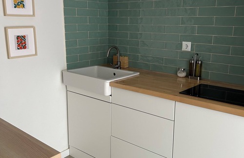 Sao Sebastiao da Pedreira Apartment | Alfama - Elegant & Cozy Studio in the heart of Lisbon