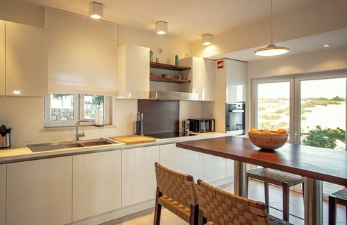 Benagil Villa | Algarve Villa with Pool, Jacuzzi and Benagil Views