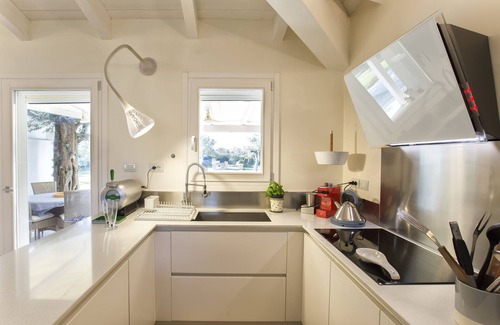 Alghero Villa | Alghero Villa Nuit Blanche with swimming pool, A/C, WiFi, close to the center