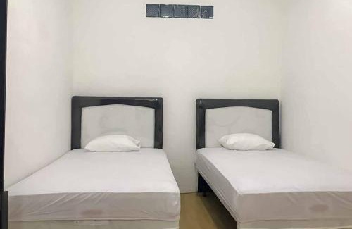 Bogor Barat Hotel | Algira Guest House Syariah Bogor Redpartner