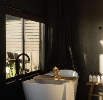 Chapman Hill Apartment | Alisa the Tiny Cabin in Busselton