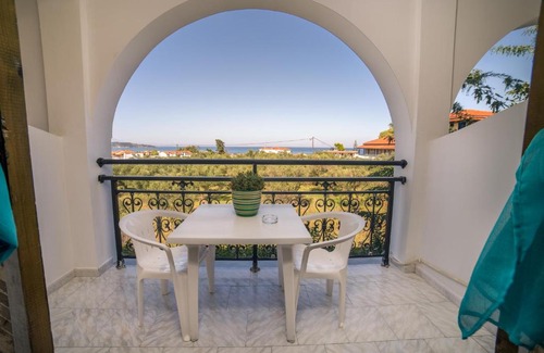 Argassi Hotel | All In Krinas Apart-Hotel