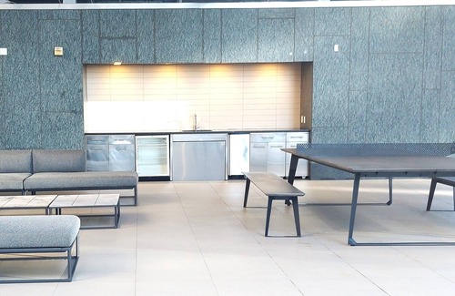 Reston Apartment | All inclusive 1Bd 1Bth Apt, steps away from metro & dining. Dulles IAD & 66 .