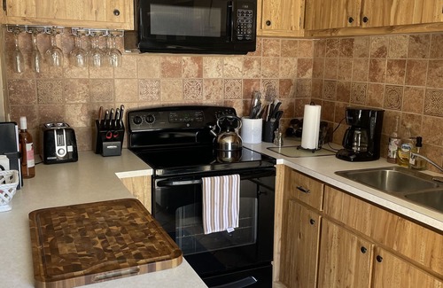 Biggar House | All inclusive, 2 bed 2 bath, pool, perfect location!