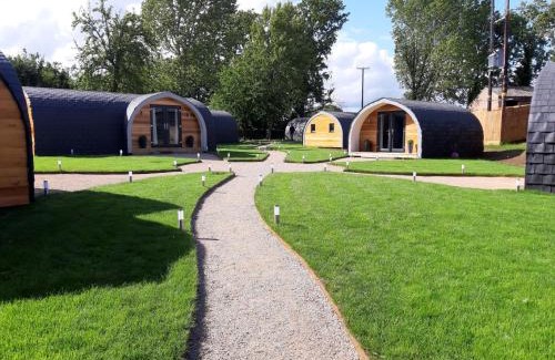 Ipswich Apartment | All Manor Of Events - Glamping Pods