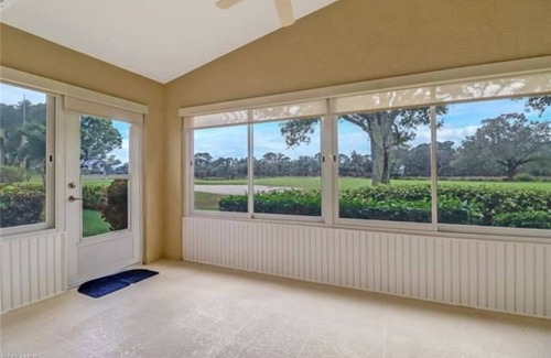 Imperial Golf Estates House | All new inside. 1 mile to beach. Gated comunity with pool/tennis courts. Quiet.