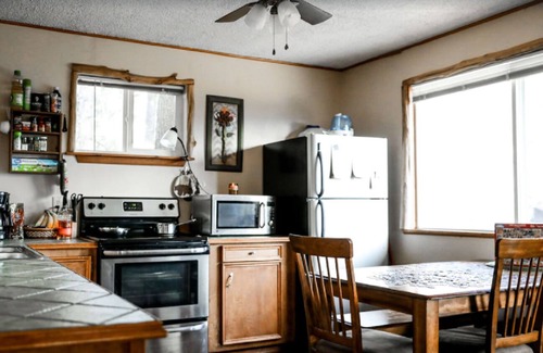 Rainbow Valley Cabin | All New inside Cabin Near Cripple Creek & Colorado Springs