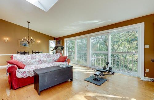 Bradford House | All-Season Lakefront Escape 8 Mi to Mount Sunapee