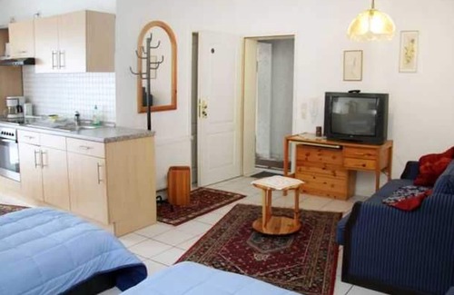 Wernborn Apartment | Alle Appartements im Haus U - Haus U, für 1-15 Personen, 25km bis Ffm-nord