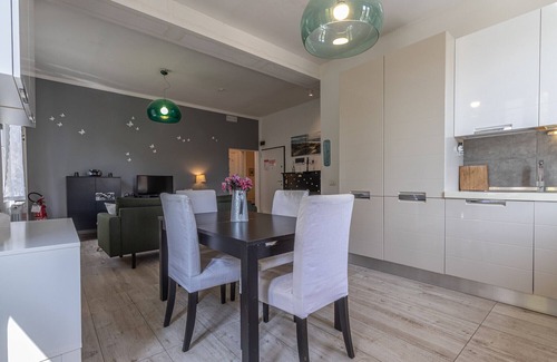 San Faustino-Madonnina-Quattroville Apartment | Alle Farfalle - Affitti Brevi Italia