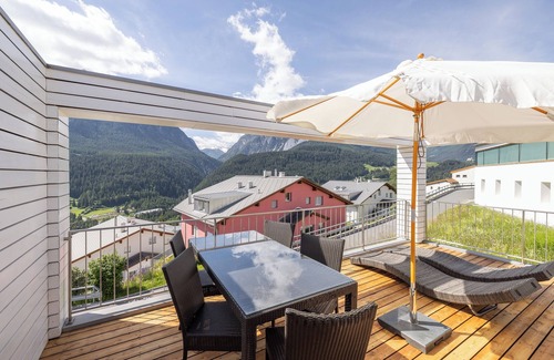 Engadin Scoul Apartment | Allegra and welcome to the Schinnas 757 vacation home
