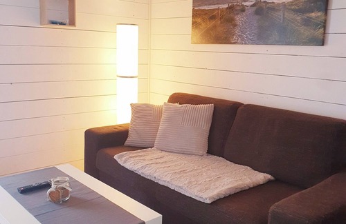 Altheide House | Alleinstehende Doppelhaushälfte mit Terrasse und Parkplatz in Ribnitz-damgarten