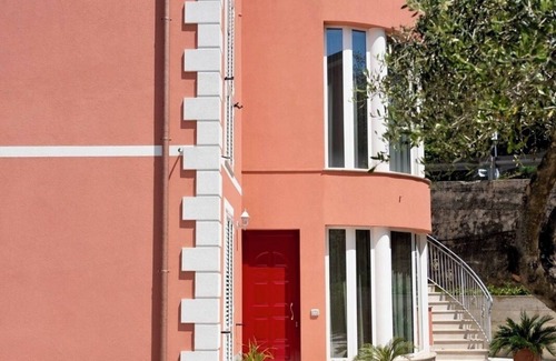 Sant'Angelo di Brolo Apartment | ALMA TOURISM APARTMENT, with swimming pool 15 minutes from the sea