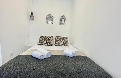 Valdeolleros Apartment | Almogavares Suite