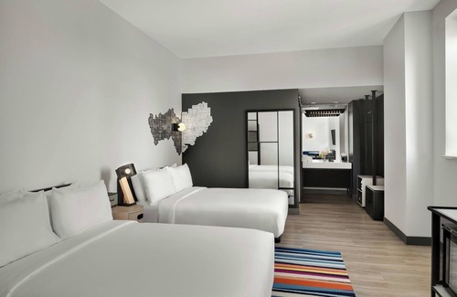 Mile Square Hotel | Aloft Indianapolis Downtown
