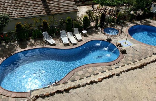 Mecina Bombaron Apartment | Aloj. Rural Algaida 4 people with Spa and swimming pool