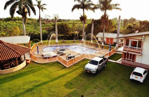 Montenegro Hotel | Alojamiento Campestre Hawaii