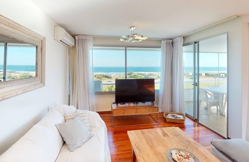San Rafael Apartment | Alojamiento en Esturión, frente a playa Brava
